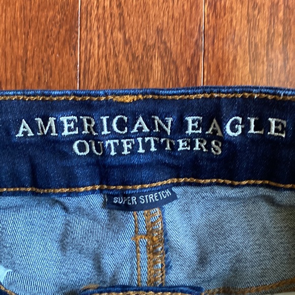 American Eagle Outfitters Super Stretch Hi-Rise Shortie Jean Shorts - Picture 3 of 7